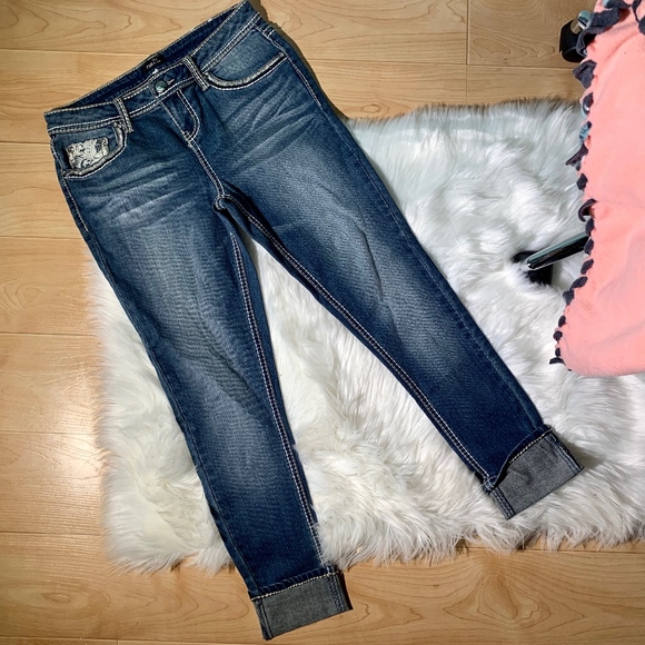 Jean Cuffed Capris - Picture 1 of 5